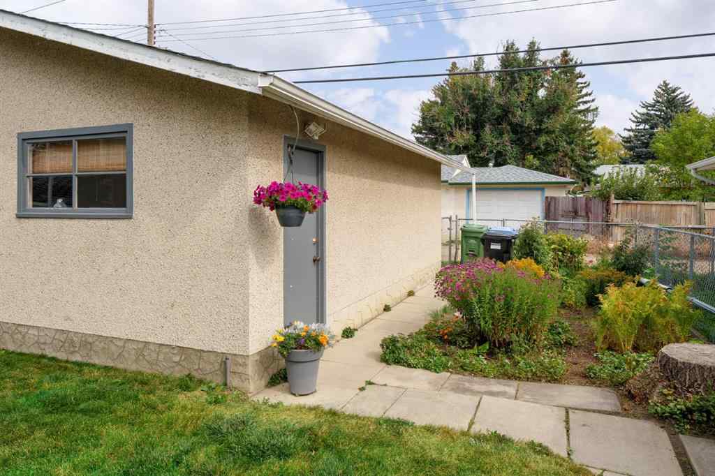 MLS® A2264541 - 2026 41 Street SE in Forest Lawn Calgary, Residential