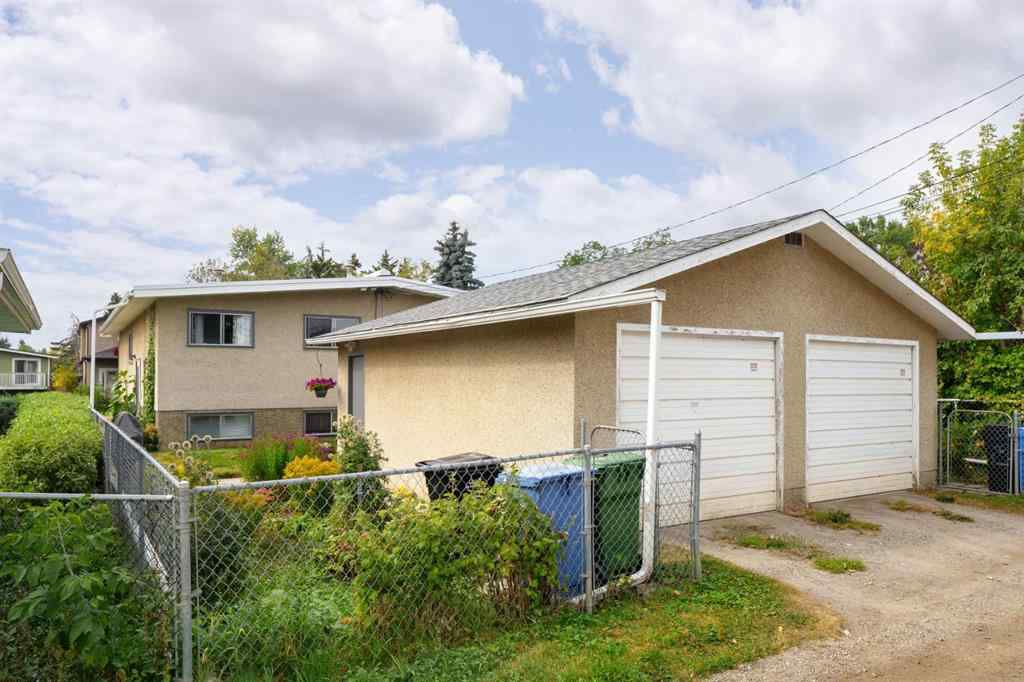 MLS® A2264541 - 2026 41 Street SE in Forest Lawn Calgary, Residential