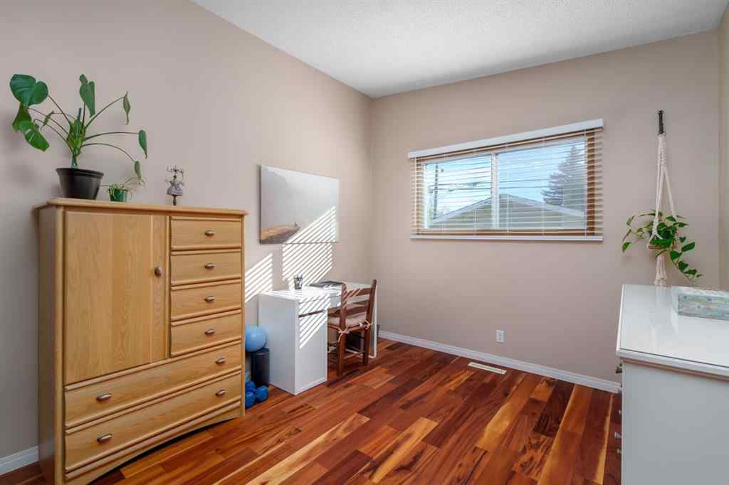 MLS® A2264541 - 2026 41 Street SE in Forest Lawn Calgary, Residential