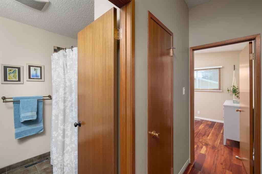 MLS® A2264541 - 2026 41 Street SE in Forest Lawn Calgary, Residential