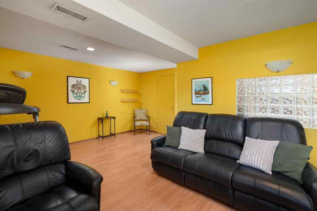 MLS® A2264541 - 2026 41 Street SE in Forest Lawn Calgary, Residential