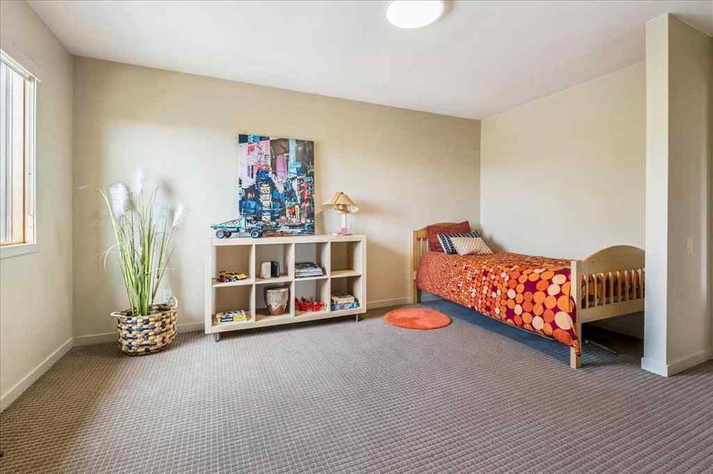 MLS® A2264544 - 374 Discovery Ridge Way SW in Discovery Ridge Calgary, Residential