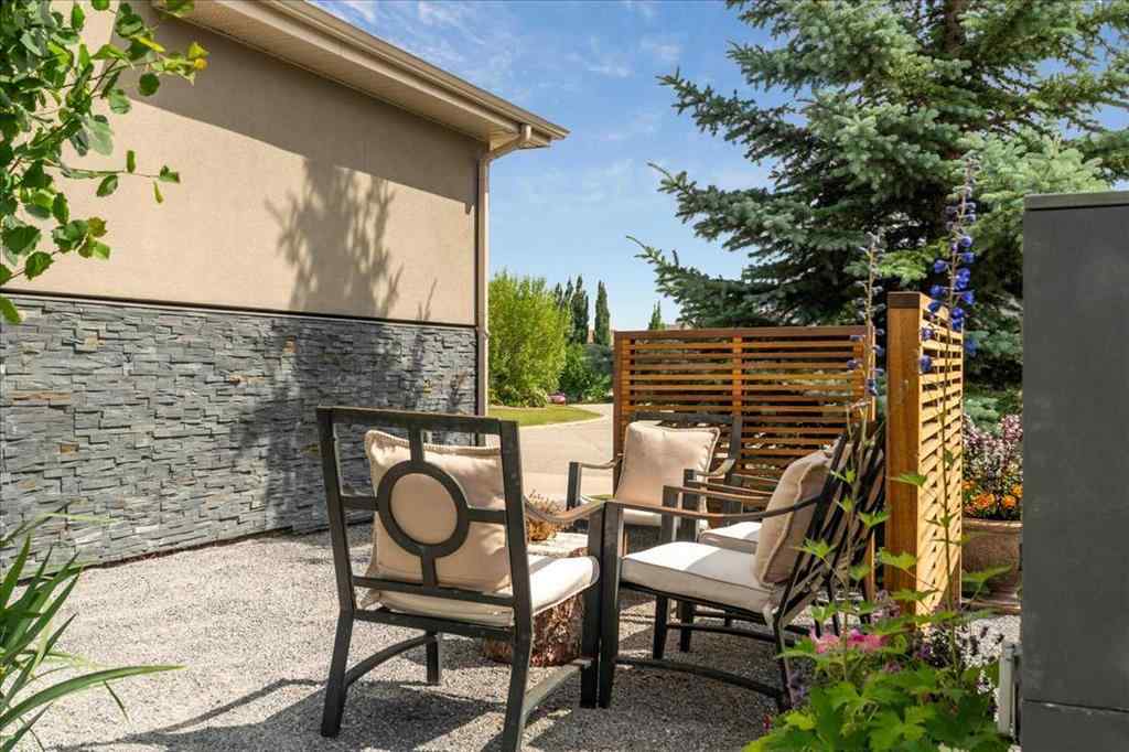 MLS® A2264544 - 374 Discovery Ridge Way SW in Discovery Ridge Calgary, Residential