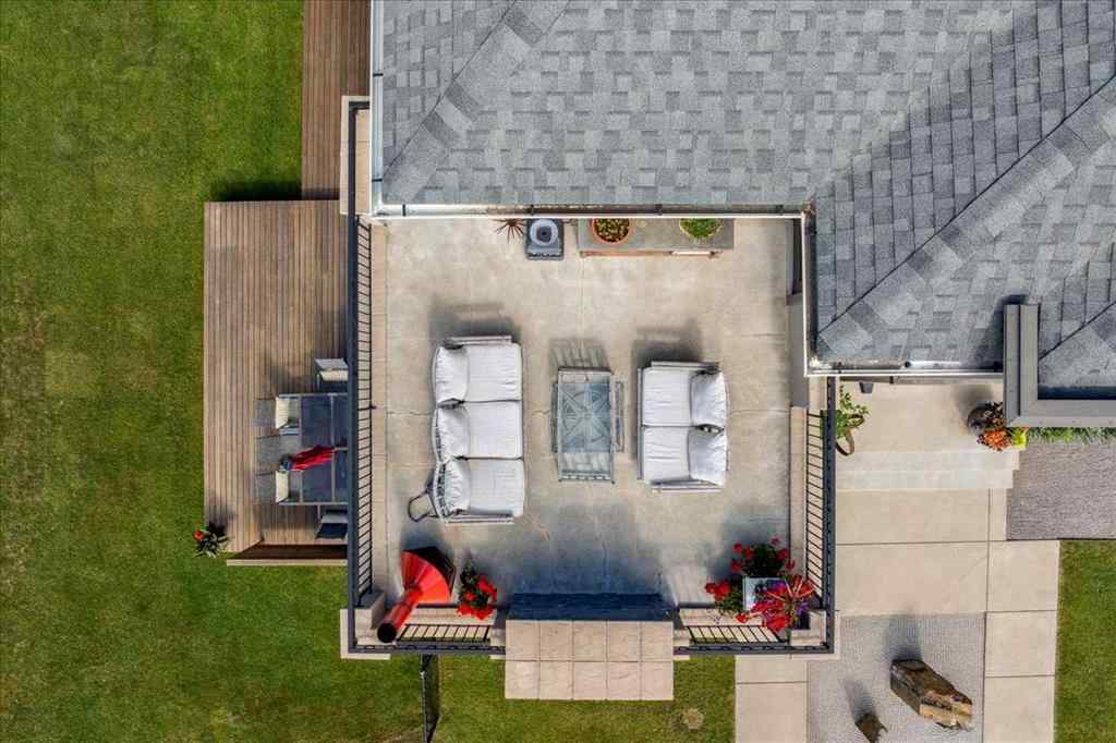 MLS® A2264544 - 374 Discovery Ridge Way SW in Discovery Ridge Calgary, Residential