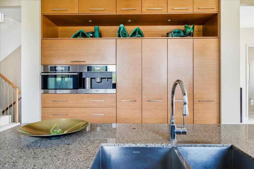 MLS® A2264544 - 374 Discovery Ridge Way SW in Discovery Ridge Calgary, Residential