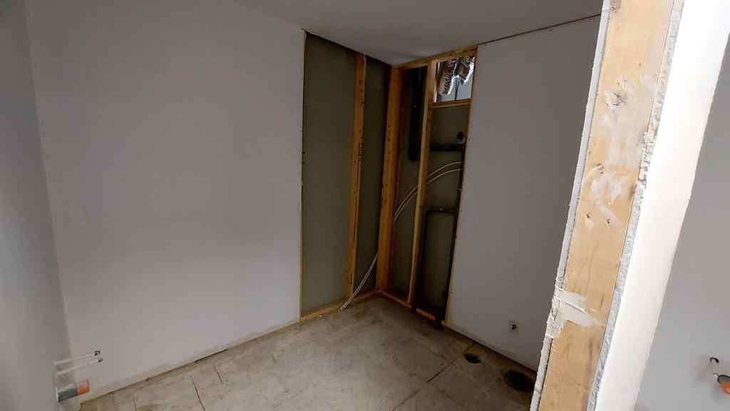 MLS® A2264547 - Unit #117 5718 1a Street SW in Manchester Calgary, Commercial