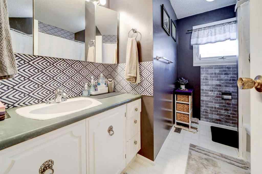 MLS® A2264551 - 123 Blayney Avenue  in NONE Barons, Residential