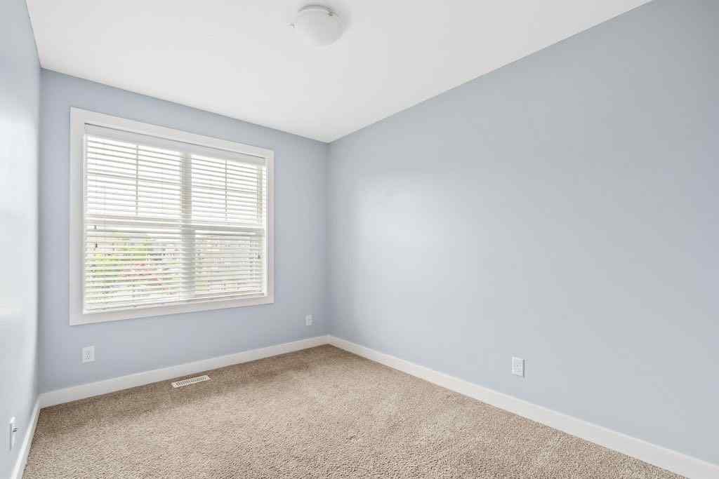 MLS® A2264552 - 4 Evanscrest Gardens NW in Evanston Calgary, Residential