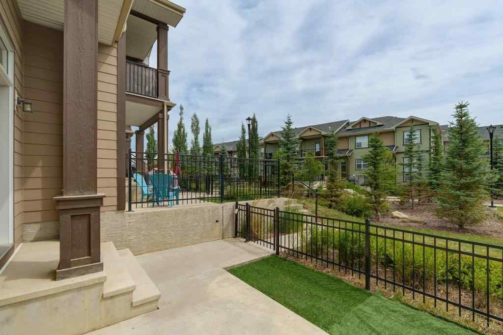 MLS® A2264552 - 4 Evanscrest Gardens NW in Evanston Calgary, Residential