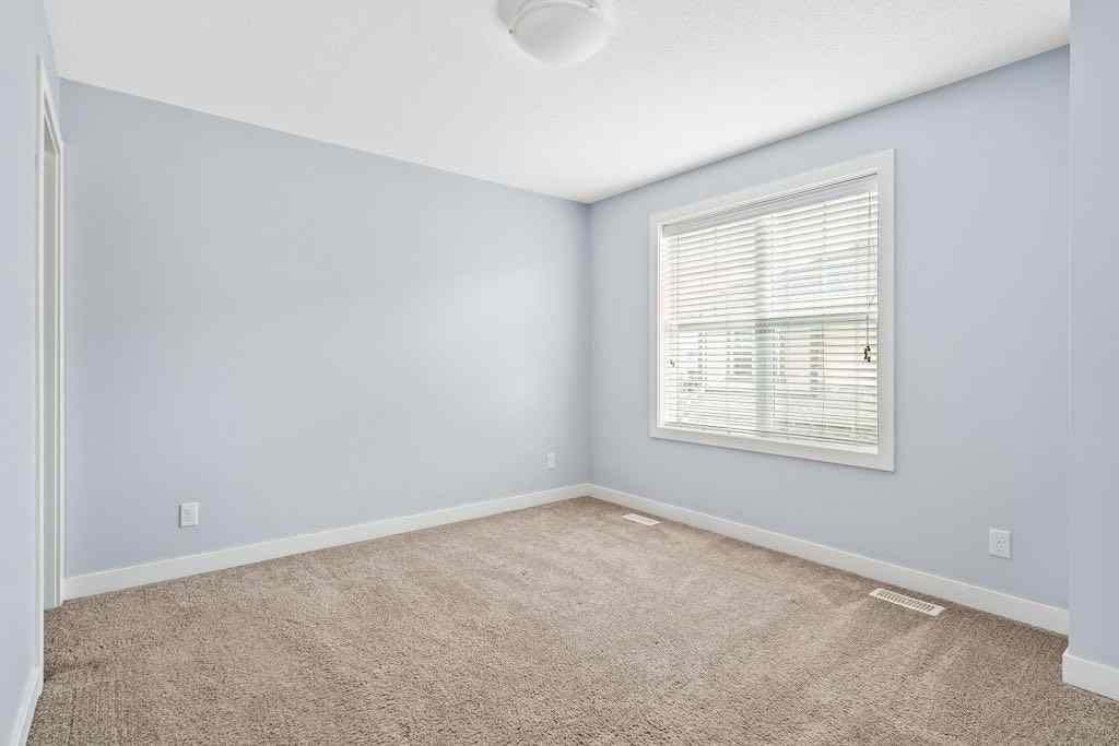 MLS® A2264552 - 4 Evanscrest Gardens NW in Evanston Calgary, Residential