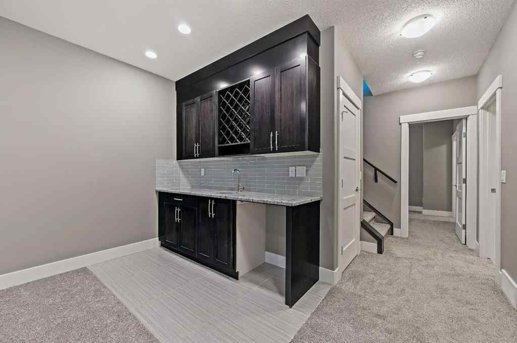 MLS® A2264560 - 443 28 Avenue NW in Mount Pleasant Calgary, Residential