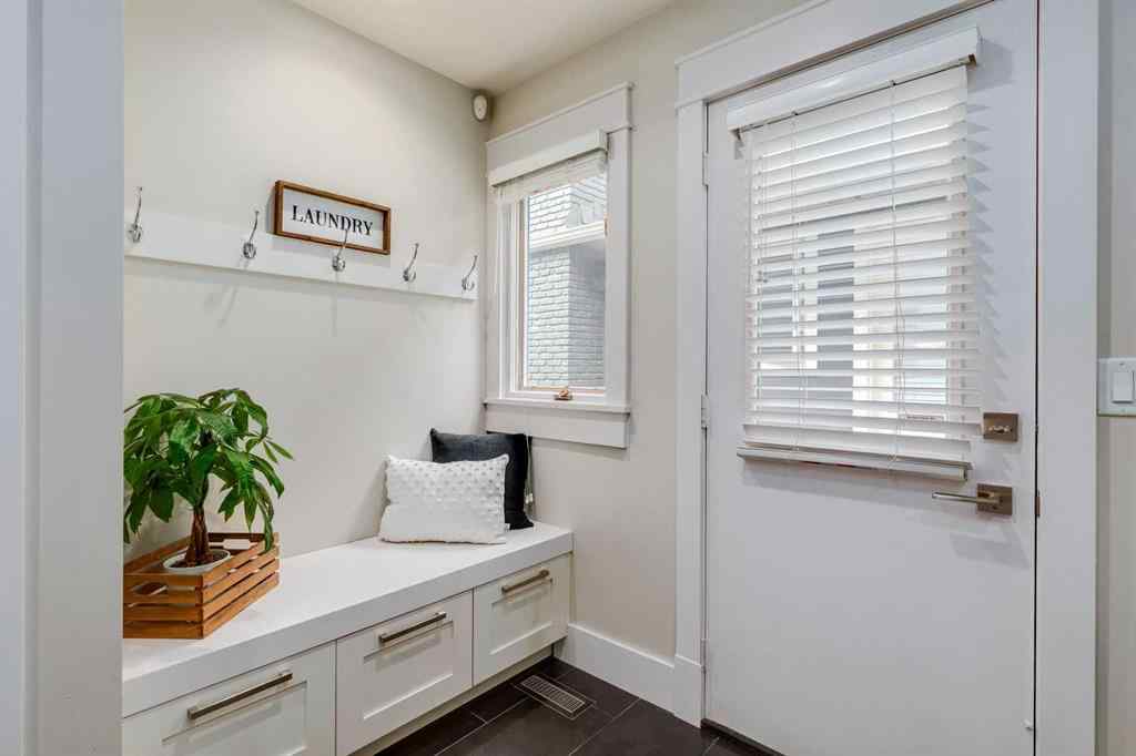 MLS® A2264562 - 116 Bay View Drive SW in Bayview Calgary, Residential