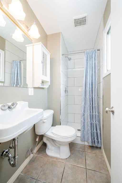 MLS® A2264563 - 10132 93 Avenue  in Swanavon Grande Prairie, Residential