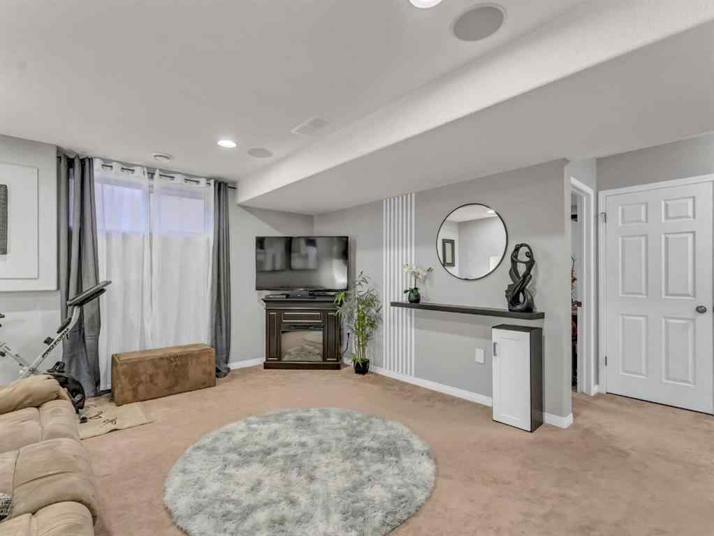 MLS® A2264568 - 62 Sterling Link SE in SE Southridge Medicine Hat, Residential