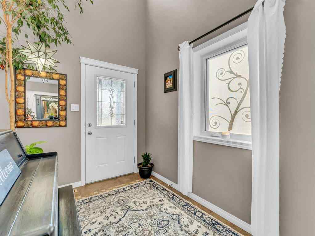 MLS® A2264568 - 62 Sterling Link SE in SE Southridge Medicine Hat, Residential