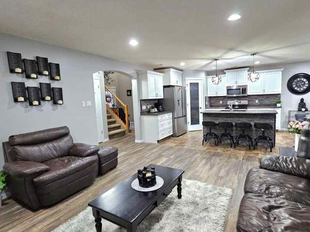 MLS® A2264568 - 62 Sterling Link SE in SE Southridge Medicine Hat, Residential