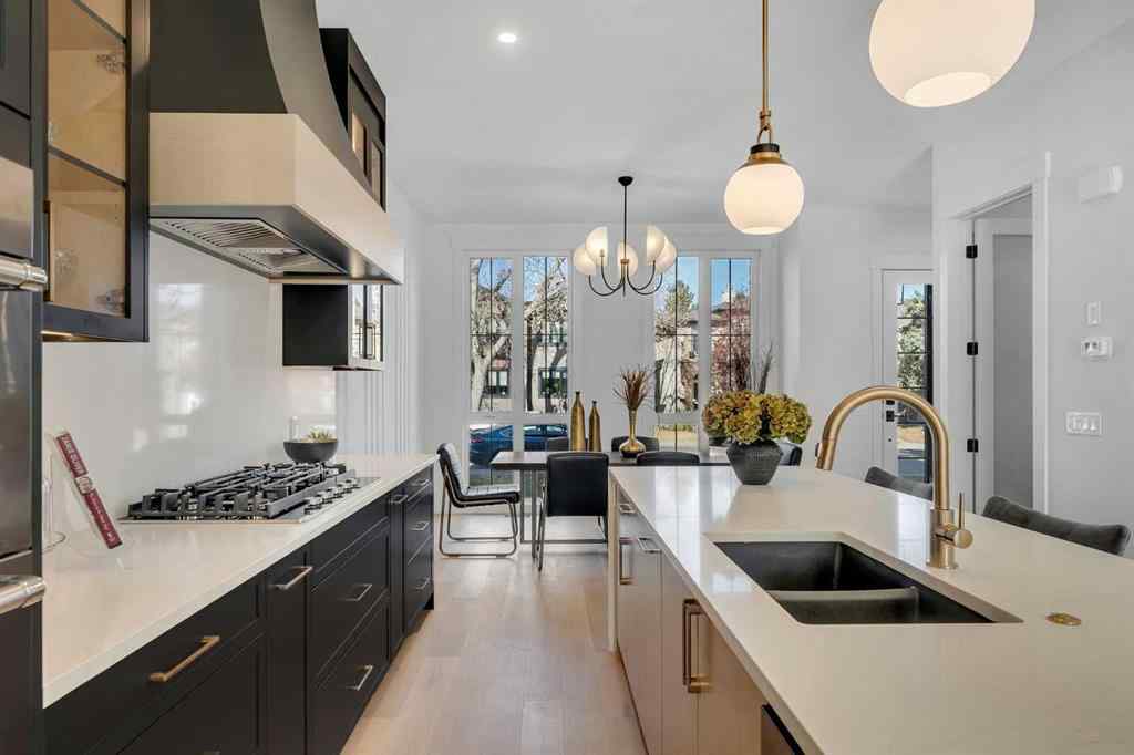 MLS® A2264569 - 433 26 Avenue NW in Mount Pleasant Calgary, Residential