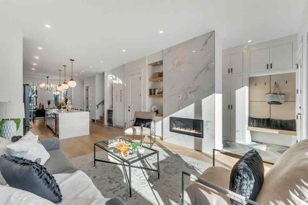 MLS® A2264569 - 433 26 Avenue NW in Mount Pleasant Calgary, Residential