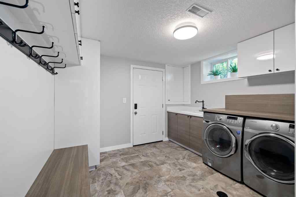 MLS® A2264570 - 30 Coleridge Road NW in Cambrian Heights Calgary, Residential