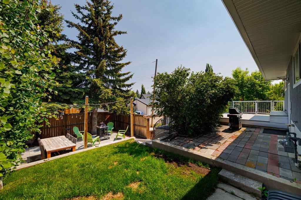 MLS® A2264570 - 30 Coleridge Road NW in Cambrian Heights Calgary, Residential