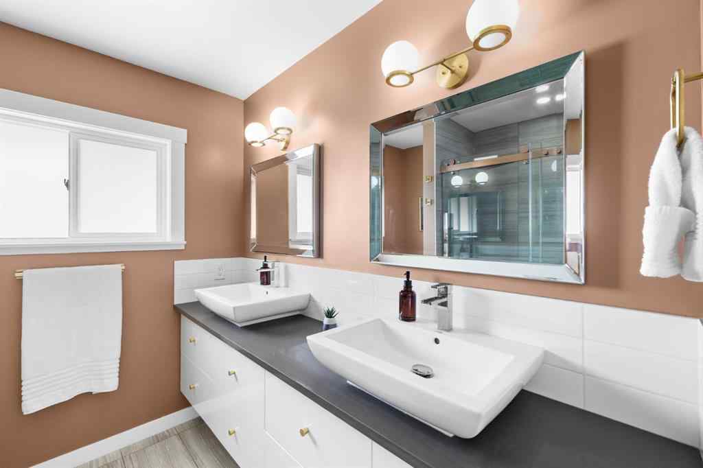 MLS® A2264570 - 30 Coleridge Road NW in Cambrian Heights Calgary, Residential