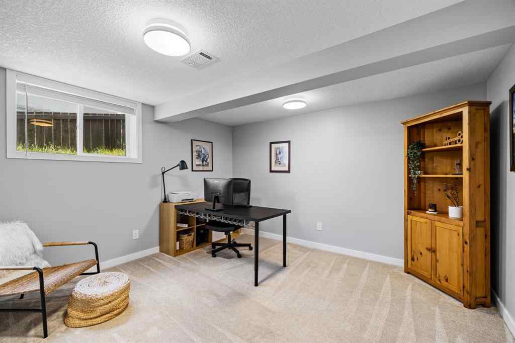 MLS® A2264570 - 30 Coleridge Road NW in Cambrian Heights Calgary, Residential