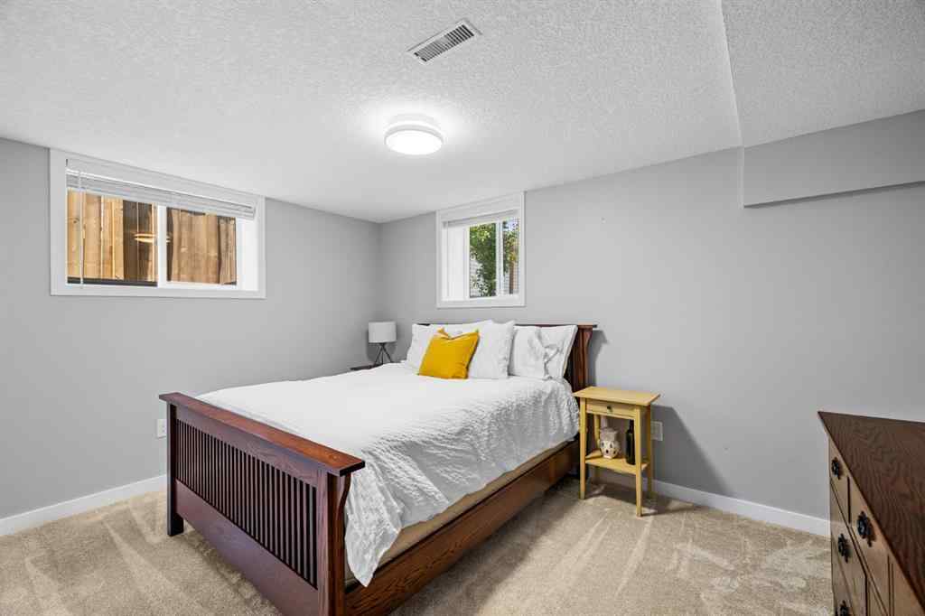 MLS® A2264570 - 30 Coleridge Road NW in Cambrian Heights Calgary, Residential