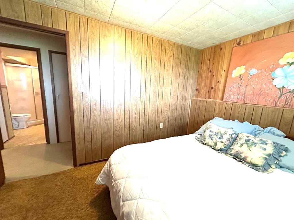 MLS® A2264572 - 1923 Crestwood Drive SE in Crestwood-Norwood Medicine Hat, Residential