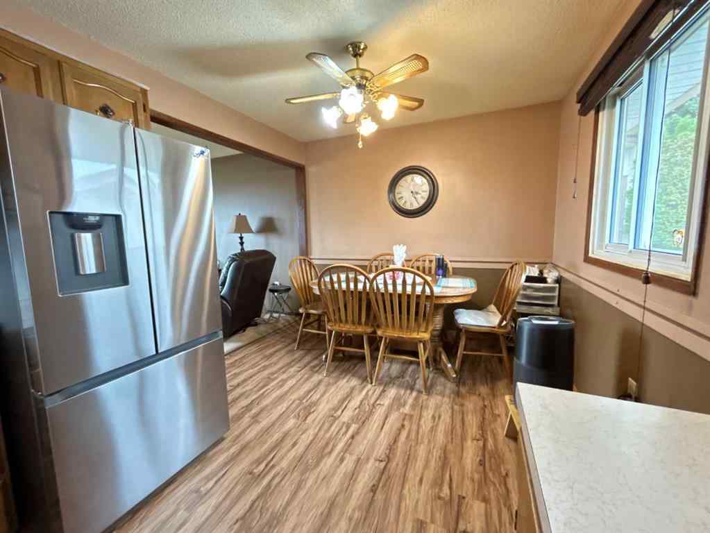 MLS® A2264572 - 1923 Crestwood Drive SE in Crestwood-Norwood Medicine Hat, Residential