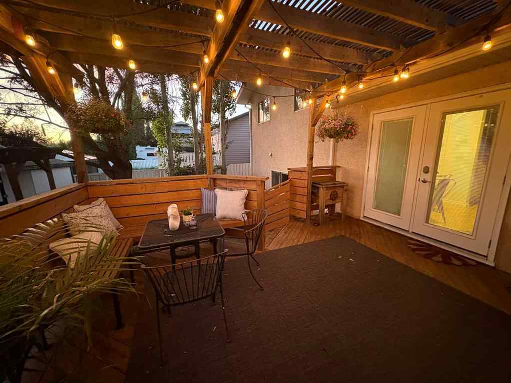 MLS® A2264578 - 167 Mt Rundle Road W in Mountain Heights Lethbridge, Residential