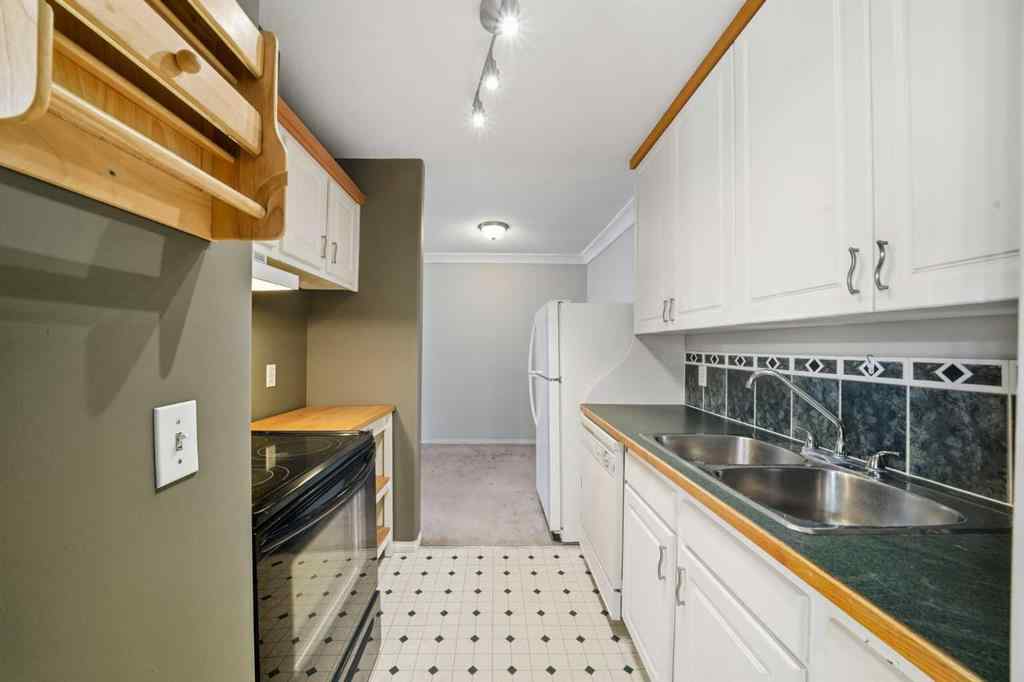 MLS® A2264585 - Unit #102 5519 Kerry Wood Drive  in Riverside Meadows Red Deer, Residential