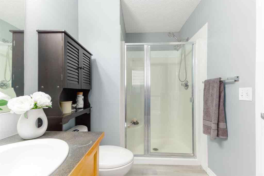 MLS® A2264586 - 126 Everhollow Heights SW in Evergreen Calgary, Residential