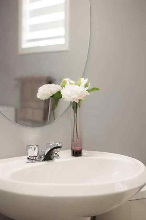 MLS® A2264586 - 126 Everhollow Heights SW in Evergreen Calgary, Residential