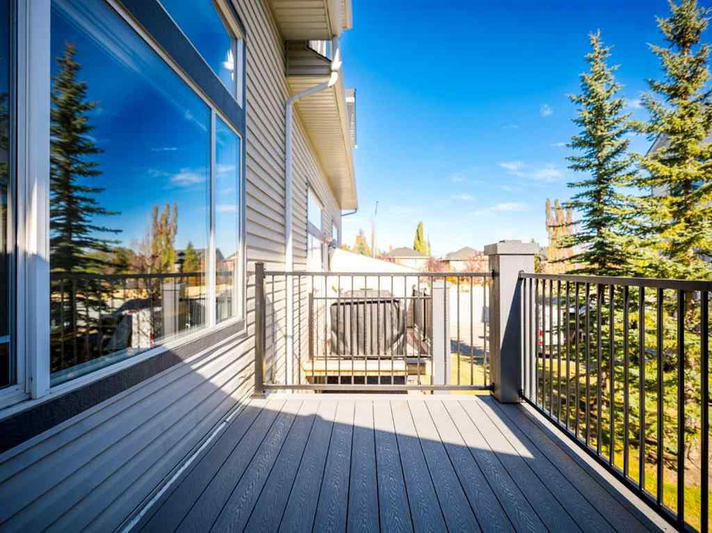 MLS® A2264586 - 126 Everhollow Heights SW in Evergreen Calgary, Residential