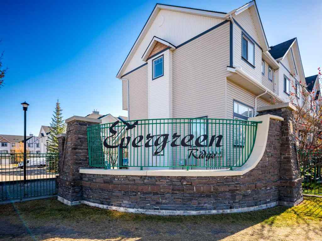 MLS® A2264586 - 126 Everhollow Heights SW in Evergreen Calgary, Residential