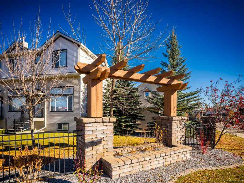 MLS® A2264586 - 126 Everhollow Heights SW in Evergreen Calgary, Residential