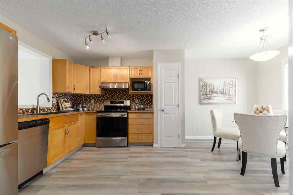 MLS® A2264586 - 126 Everhollow Heights SW in Evergreen Calgary, Residential