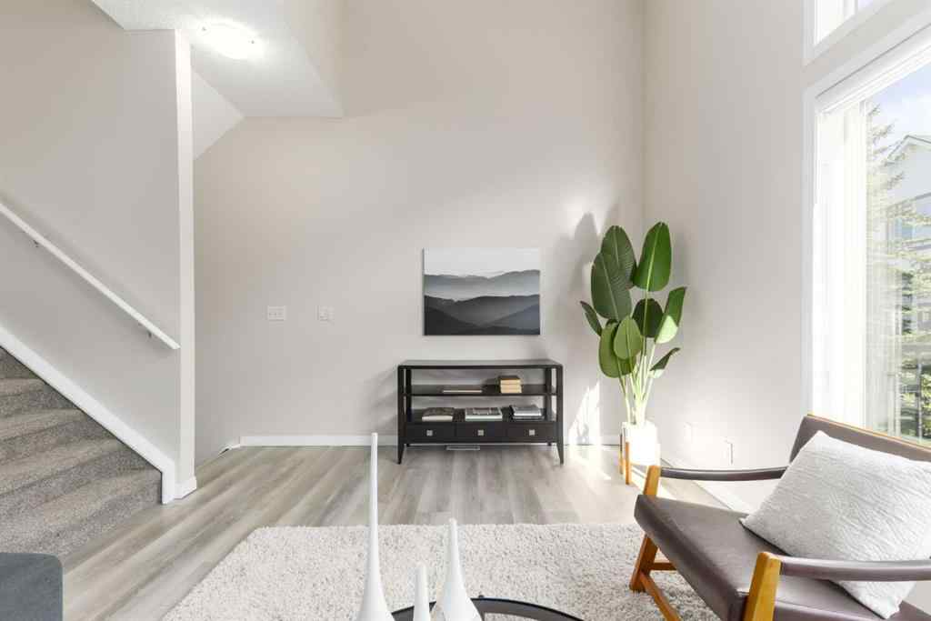 MLS® A2264586 - 126 Everhollow Heights SW in Evergreen Calgary, Residential