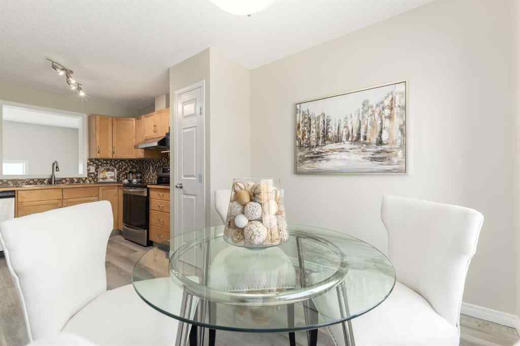 MLS® A2264586 - 126 Everhollow Heights SW in Evergreen Calgary, Residential