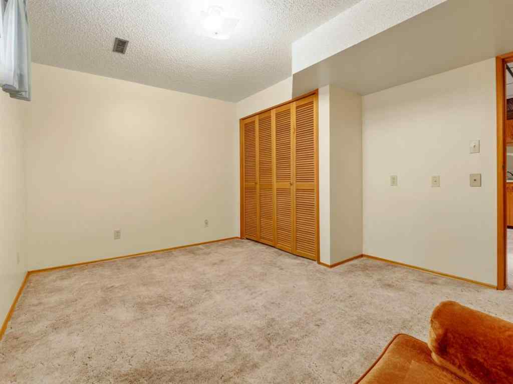 MLS® A2264587 - 5906 55 Street  in NONE Taber, Residential