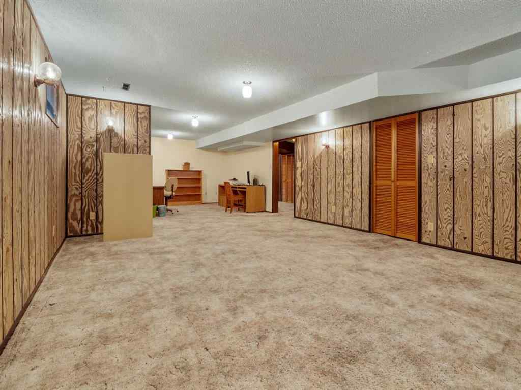 MLS® A2264587 - 5906 55 Street  in NONE Taber, Residential