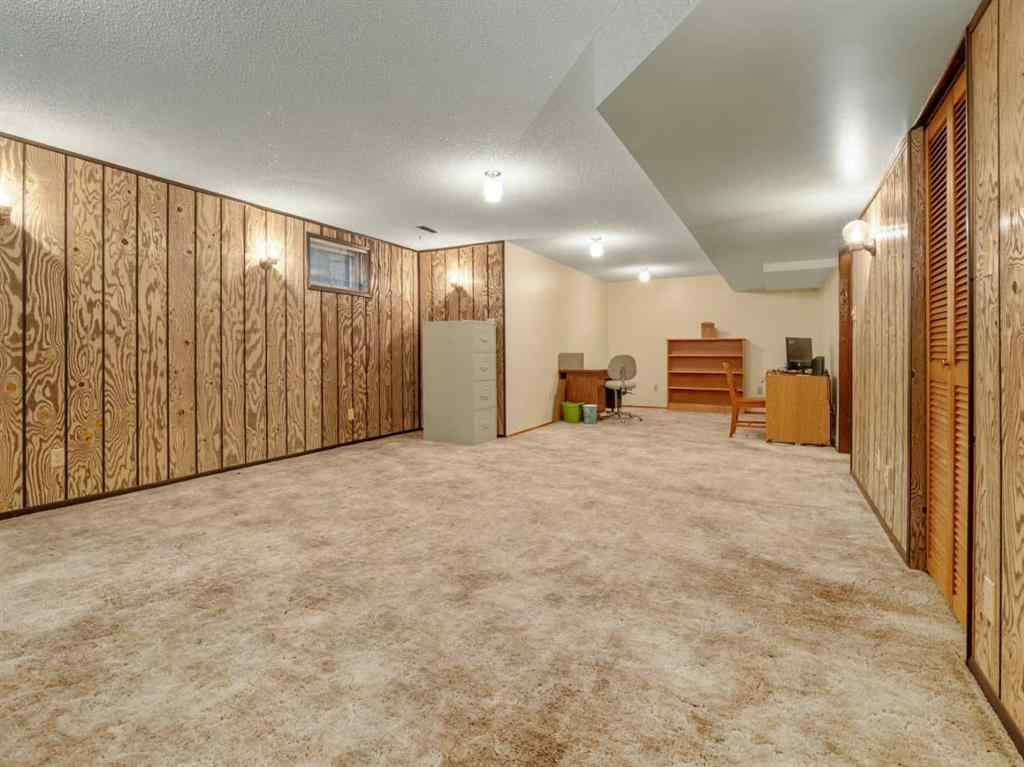 MLS® A2264587 - 5906 55 Street  in NONE Taber, Residential