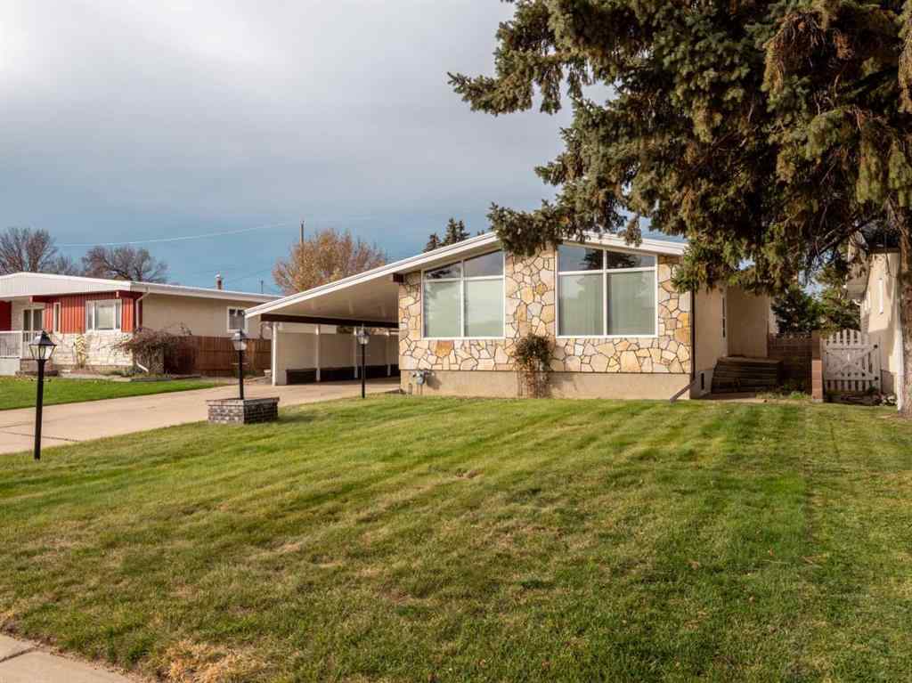 MLS® A2264587 - 5906 55 Street  in NONE Taber, Residential