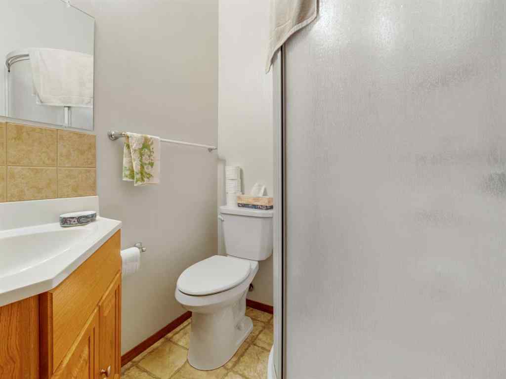 MLS® A2264587 - 5906 55 Street  in NONE Taber, Residential