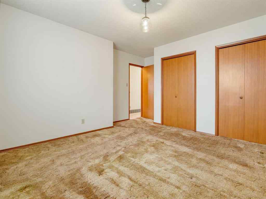 MLS® A2264587 - 5906 55 Street  in NONE Taber, Residential