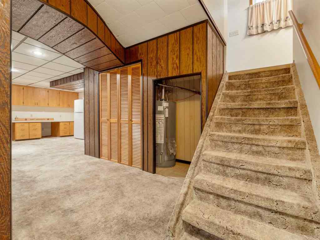 MLS® A2264587 - 5906 55 Street  in NONE Taber, Residential