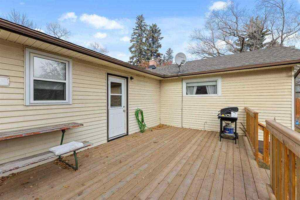 MLS® A2264588 - 4609 47 Avenue   in NONE Olds, Residential
