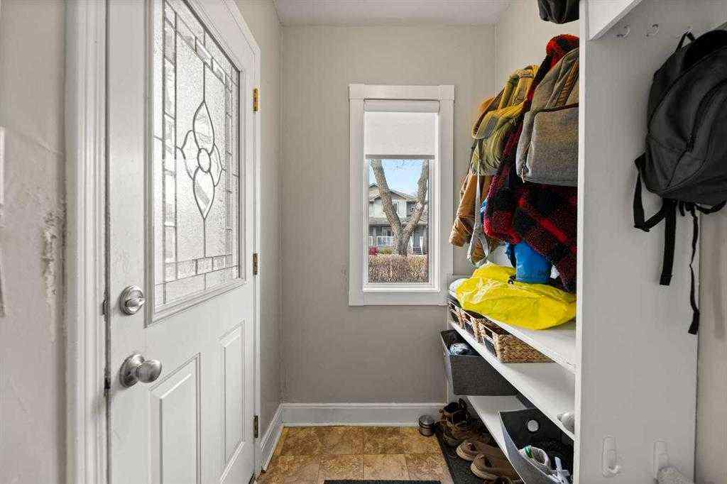 MLS® A2264588 - 4609 47 Avenue   in NONE Olds, Residential