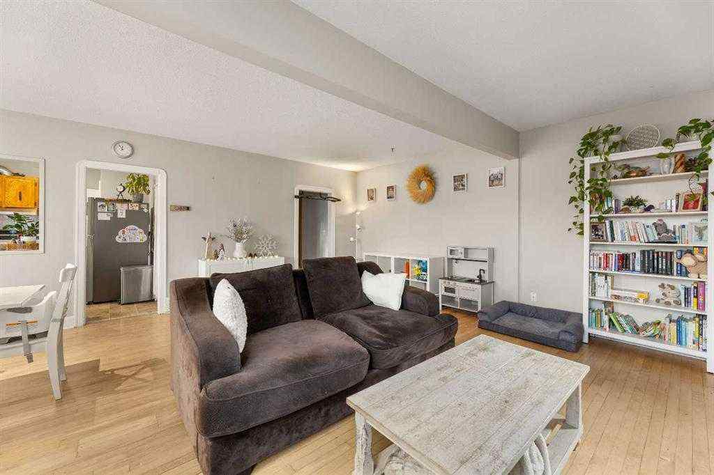 MLS® A2264588 - 4609 47 Avenue   in NONE Olds, Residential