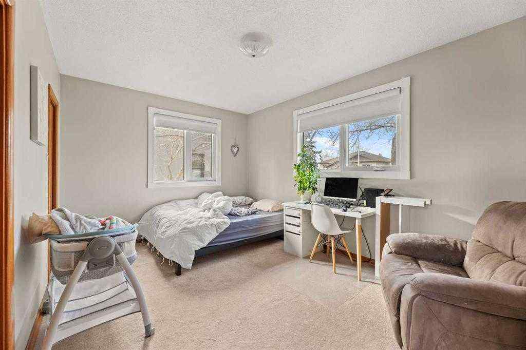 MLS® A2264588 - 4609 47 Avenue   in NONE Olds, Residential